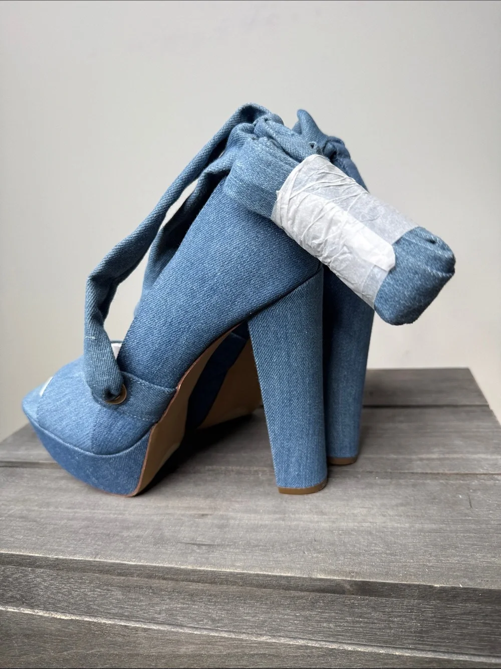 Shoe Dazzle Light Blue Denim Platform Heels with Ankle Wrap